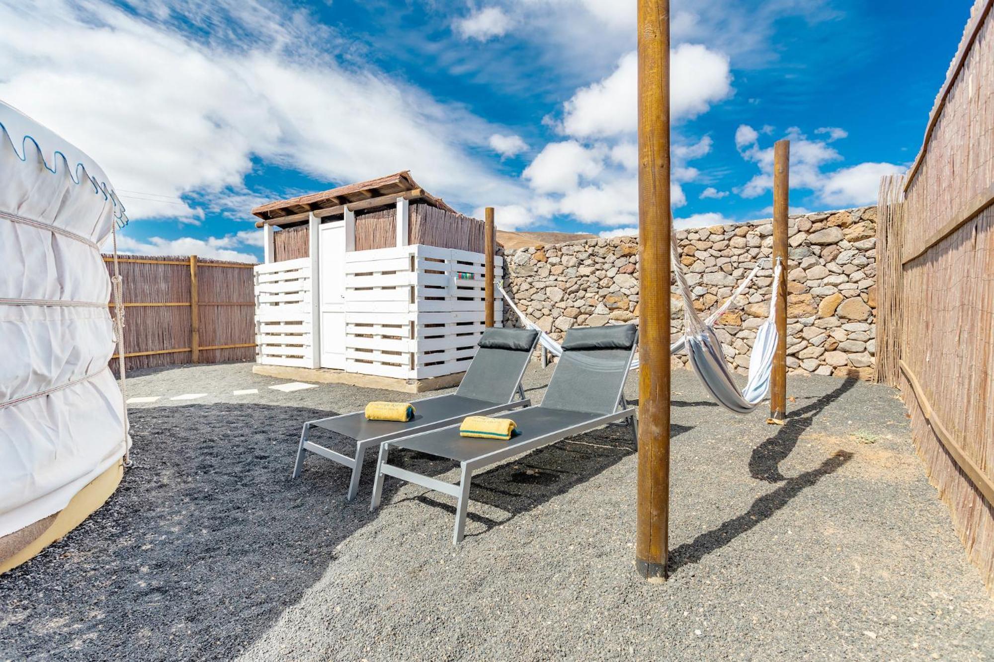 Finca De Arrieta Village - Yurts And Stone Cottages - Shared Pool - Walking Distance To Arrieta Beach - Off Grid Tabayesco Екстериор снимка