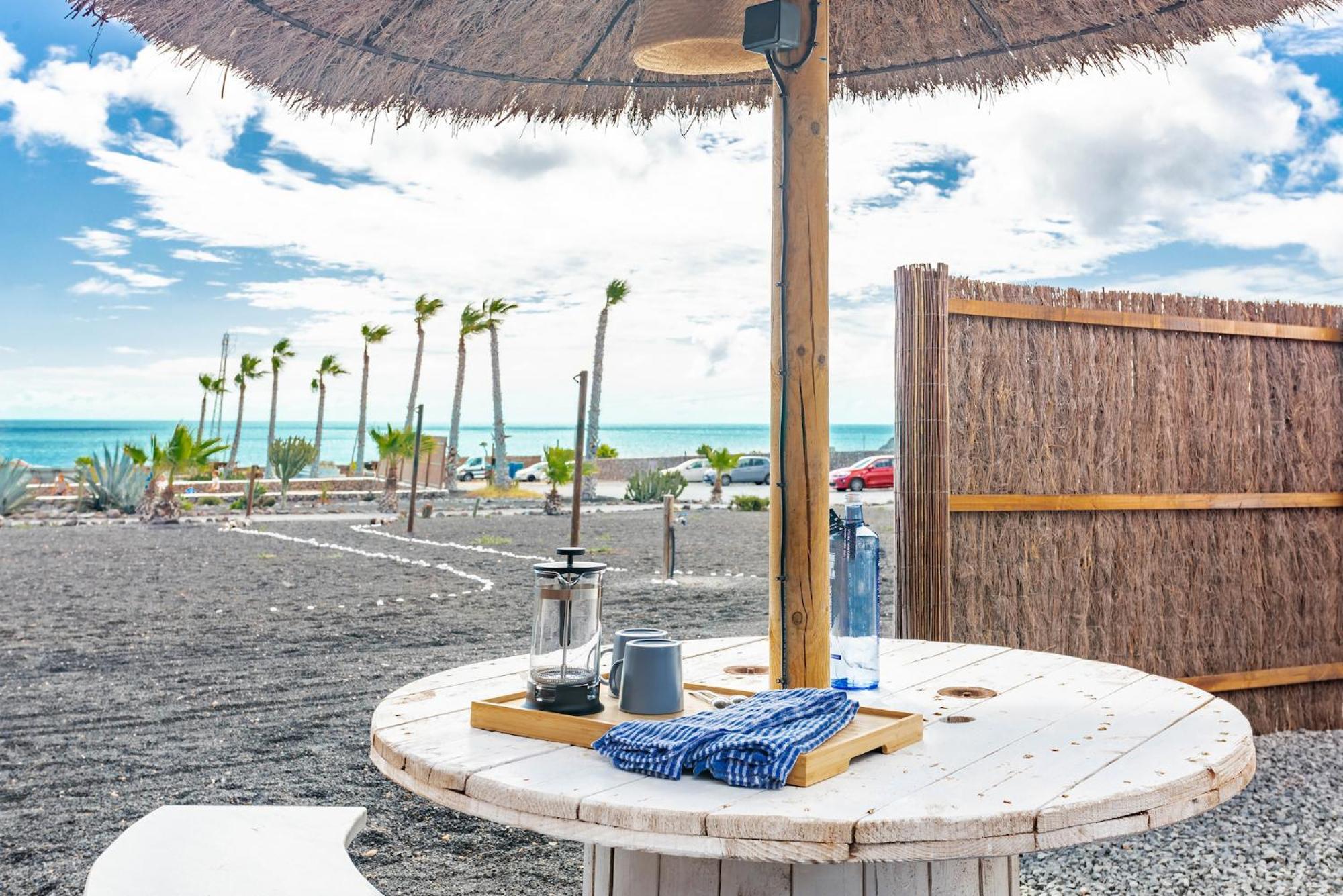 Finca De Arrieta Village - Yurts And Stone Cottages - Shared Pool - Walking Distance To Arrieta Beach - Off Grid Tabayesco Екстериор снимка