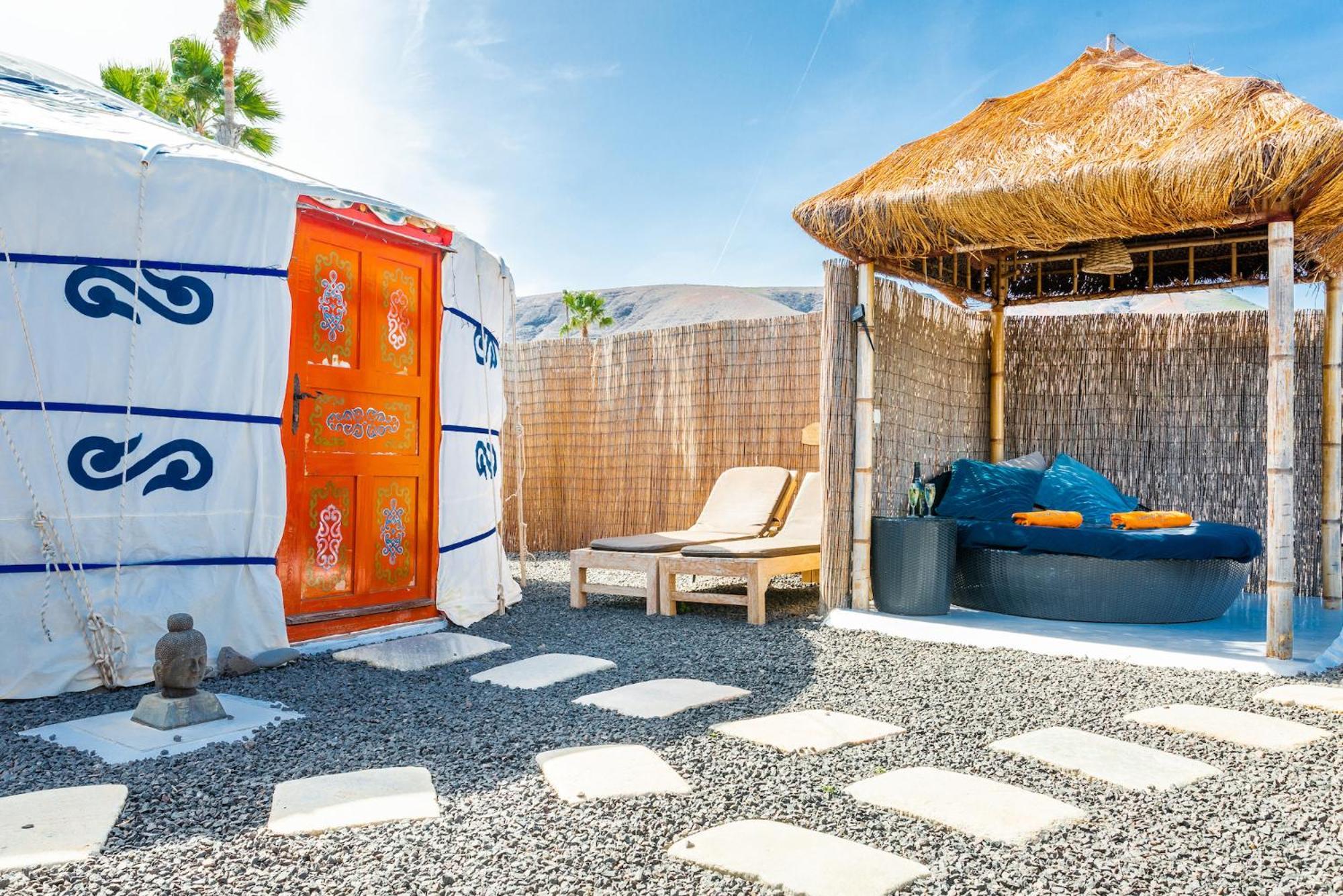 Finca De Arrieta Village - Yurts And Stone Cottages - Shared Pool - Walking Distance To Arrieta Beach - Off Grid Tabayesco Екстериор снимка