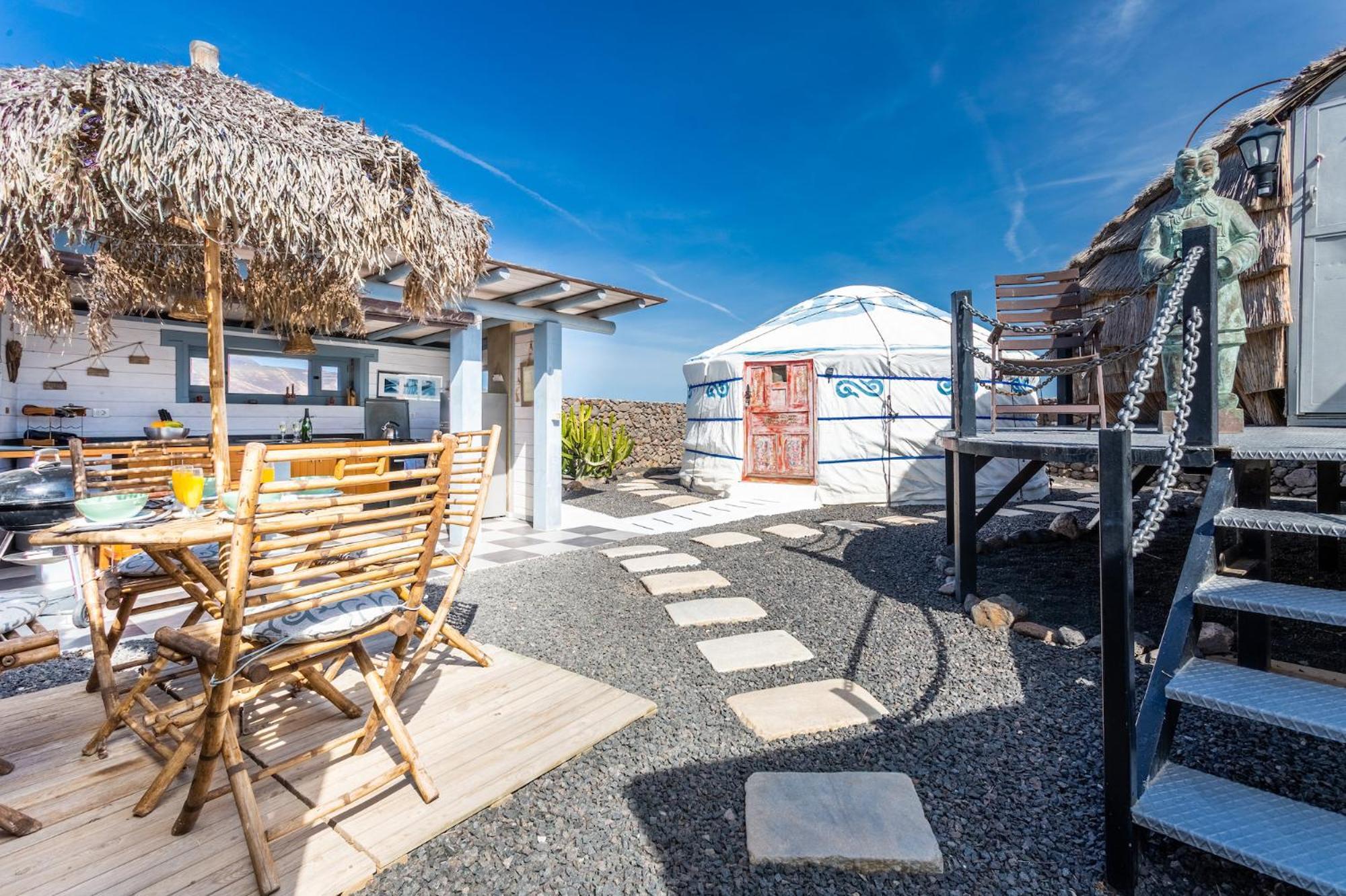 Finca De Arrieta Village - Yurts And Stone Cottages - Shared Pool - Walking Distance To Arrieta Beach - Off Grid Tabayesco Екстериор снимка