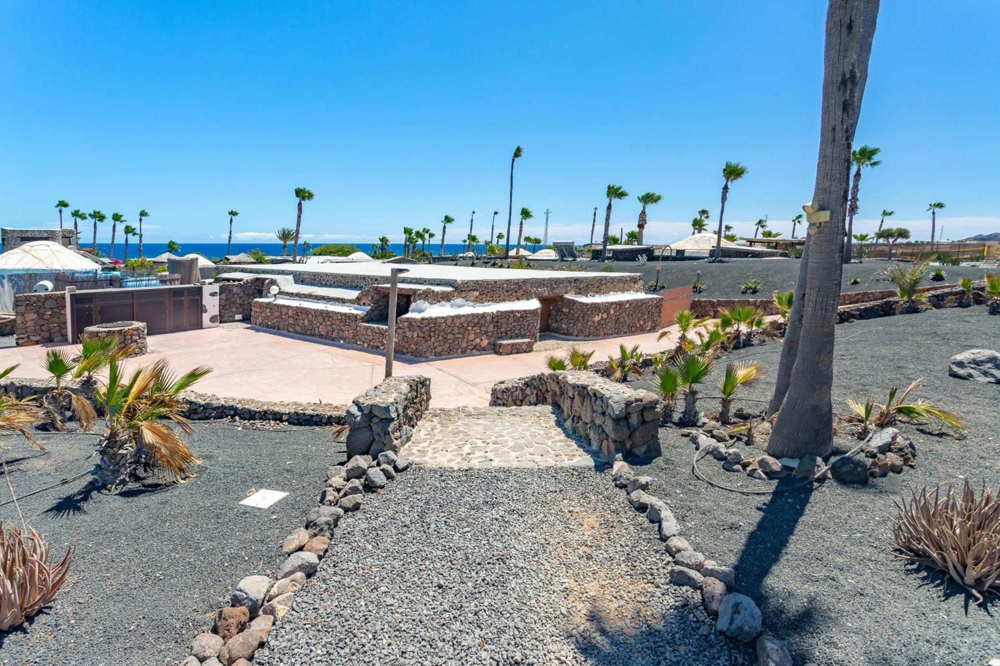 Finca De Arrieta Village - Yurts And Stone Cottages - Shared Pool - Walking Distance To Arrieta Beach - Off Grid Tabayesco Екстериор снимка