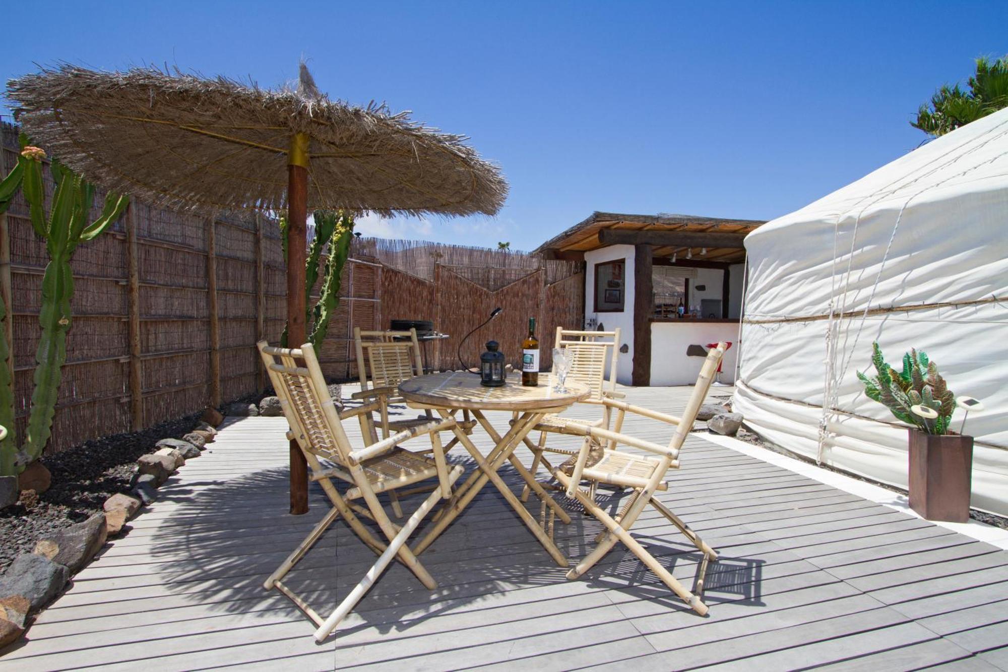 Finca De Arrieta Village - Yurts And Stone Cottages - Shared Pool - Walking Distance To Arrieta Beach - Off Grid Tabayesco Екстериор снимка